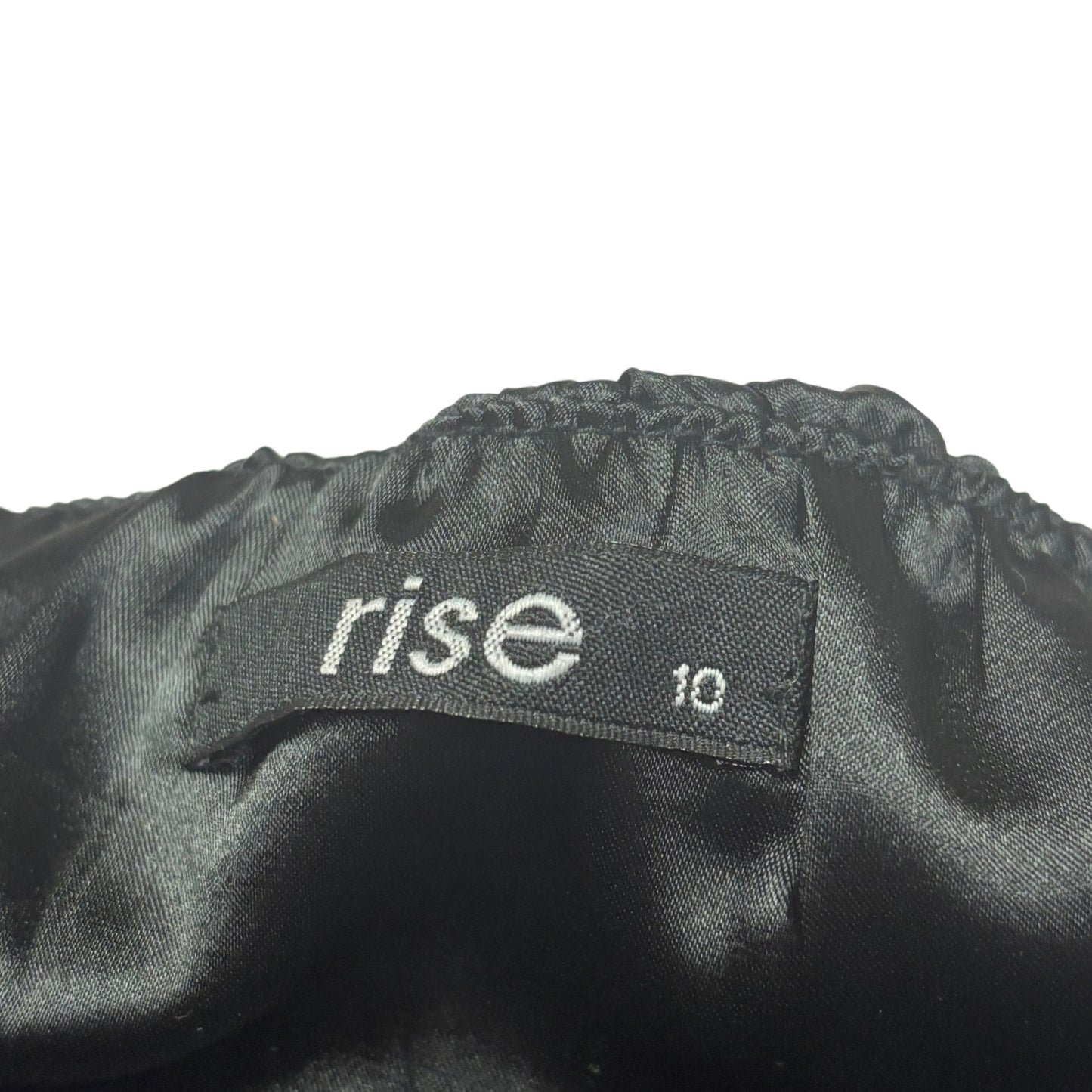 5x Rise Sequin Top – White & Black Variant